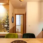 Jahor Dis 7 I 8 Apartament