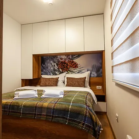 Jahor Dis 7 I 8 アパート *