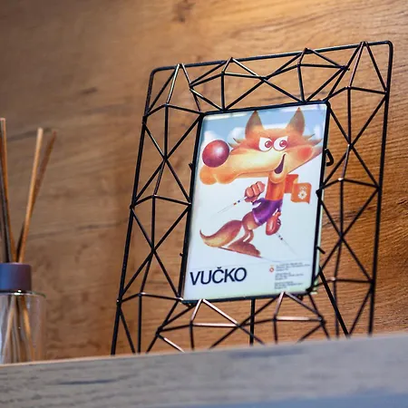 Apartament Jahor Dis 7 I 8 *